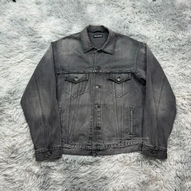Balenciaga Balenciaga Earth Embroidered Denim Jacket Size US S / EU 44-46 / 1 - 1 Thumbnail