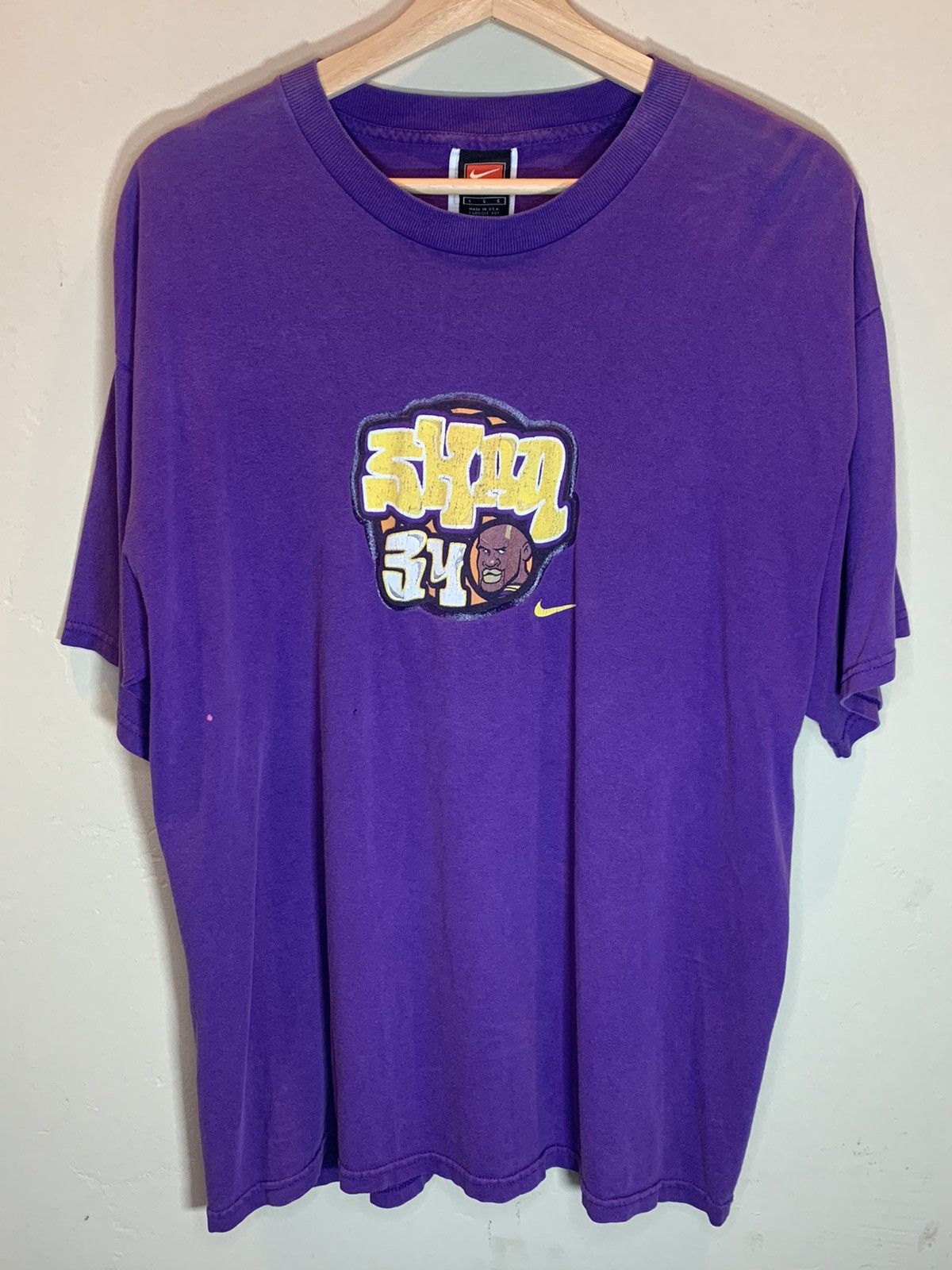 Nike *RARE* Vintage Shaq Nike Shaquille O’Neal LA Lakers T-Shirt Size US L / EU 52-54 / 3 - 1 Thumbnail