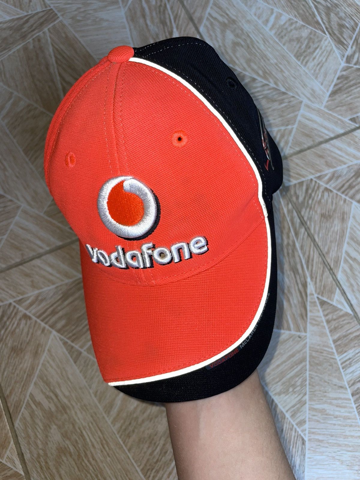 Formula 1 × Malcolm McLaren × Mercedes-Benz McLaren Mercedes F1 Lewis Cap Kids Vodafone Formula One Size ONE SIZE - 3 Thumbnail