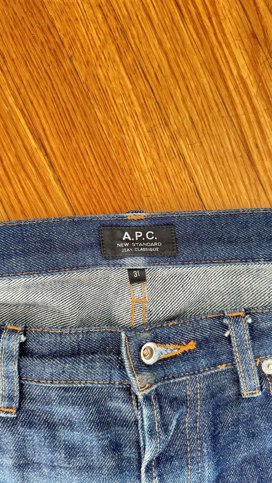 A.P.C. A.P.C Mid-rise classic straight leg jeans in Japanese raw Size US 31 - 2 Thumbnail