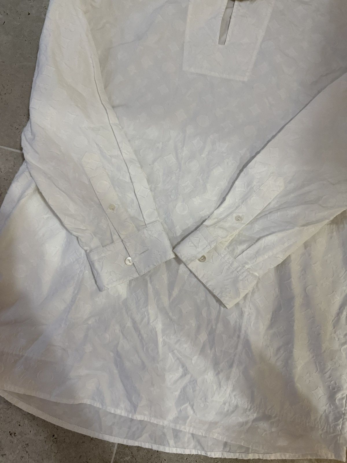 Louis Vuitton Louis Vuitton Monogram Shirt Size XS / US 0-2 / IT 36-38 - 3 Thumbnail
