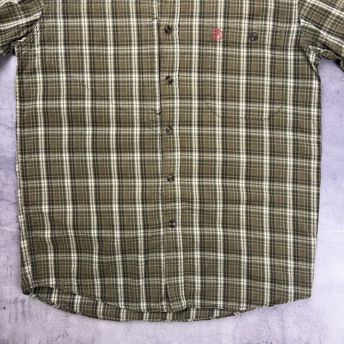 Fjallraven Rare! Fjallraven Checkered Shirt Outdoor Flannel Size US M / EU 48-50 / 2 - 10 Thumbnail