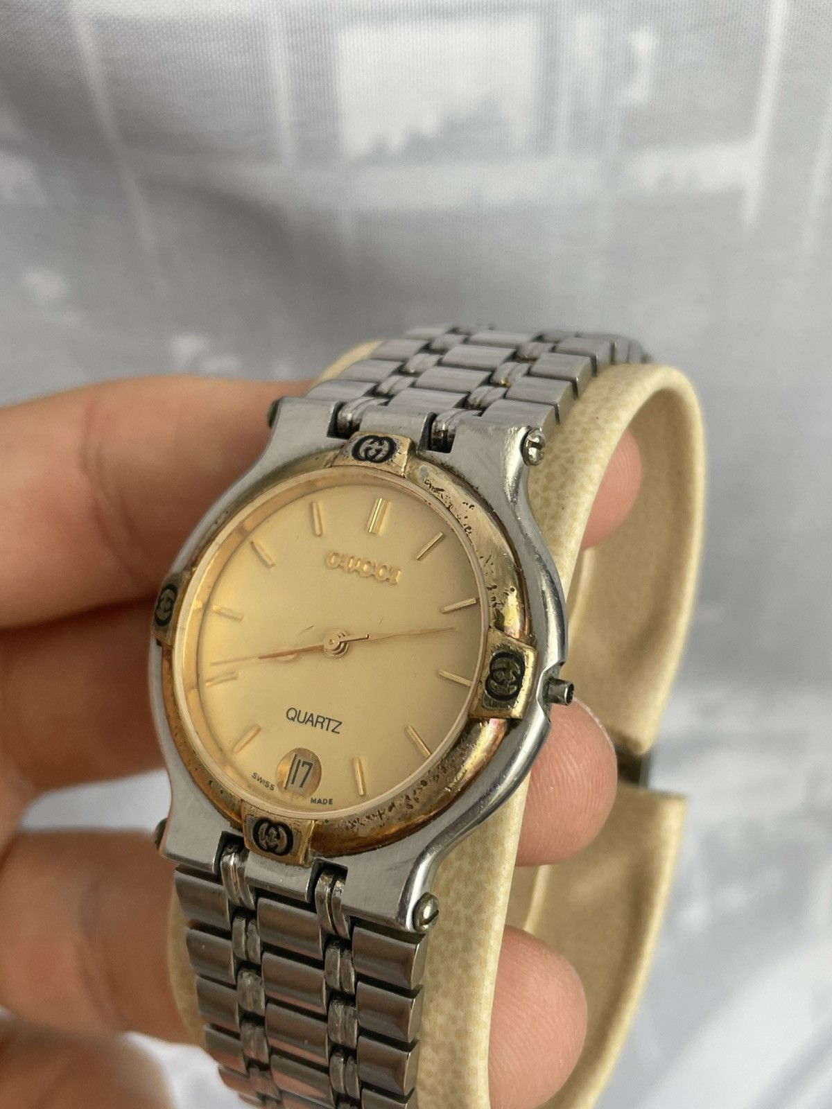 Gucci Gucci Watch 9000M Size ONE SIZE - 4 Thumbnail