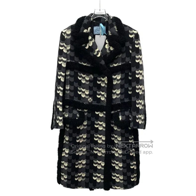 Prada Prada Black geometric pattern printed wool lapel double-br Size XS / US 0-2 / IT 36-38 - 1 Thumbnail
