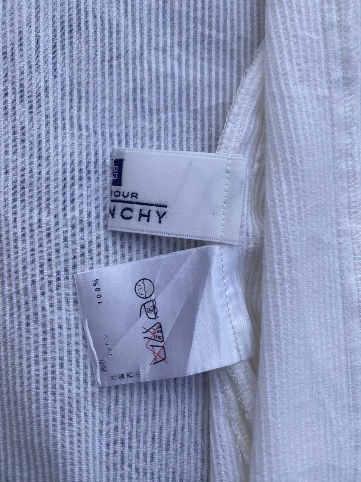 Givenchy Rare Vintage Givenchy Buttons Shirt Size US M / EU 48-50 / 2 - 9 Thumbnail