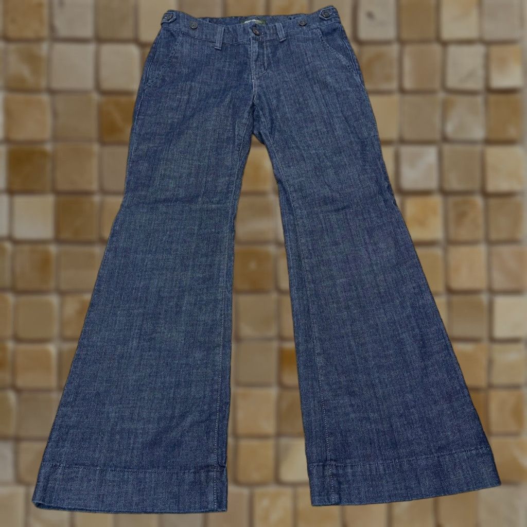 Eddie Bauer VINTAGE Eddie Bauer Womens Jeans Flare Pants Size 6 Blue Cotton Blend Denim Size 28" / US 6 / IT 42 - 1 Thumbnail