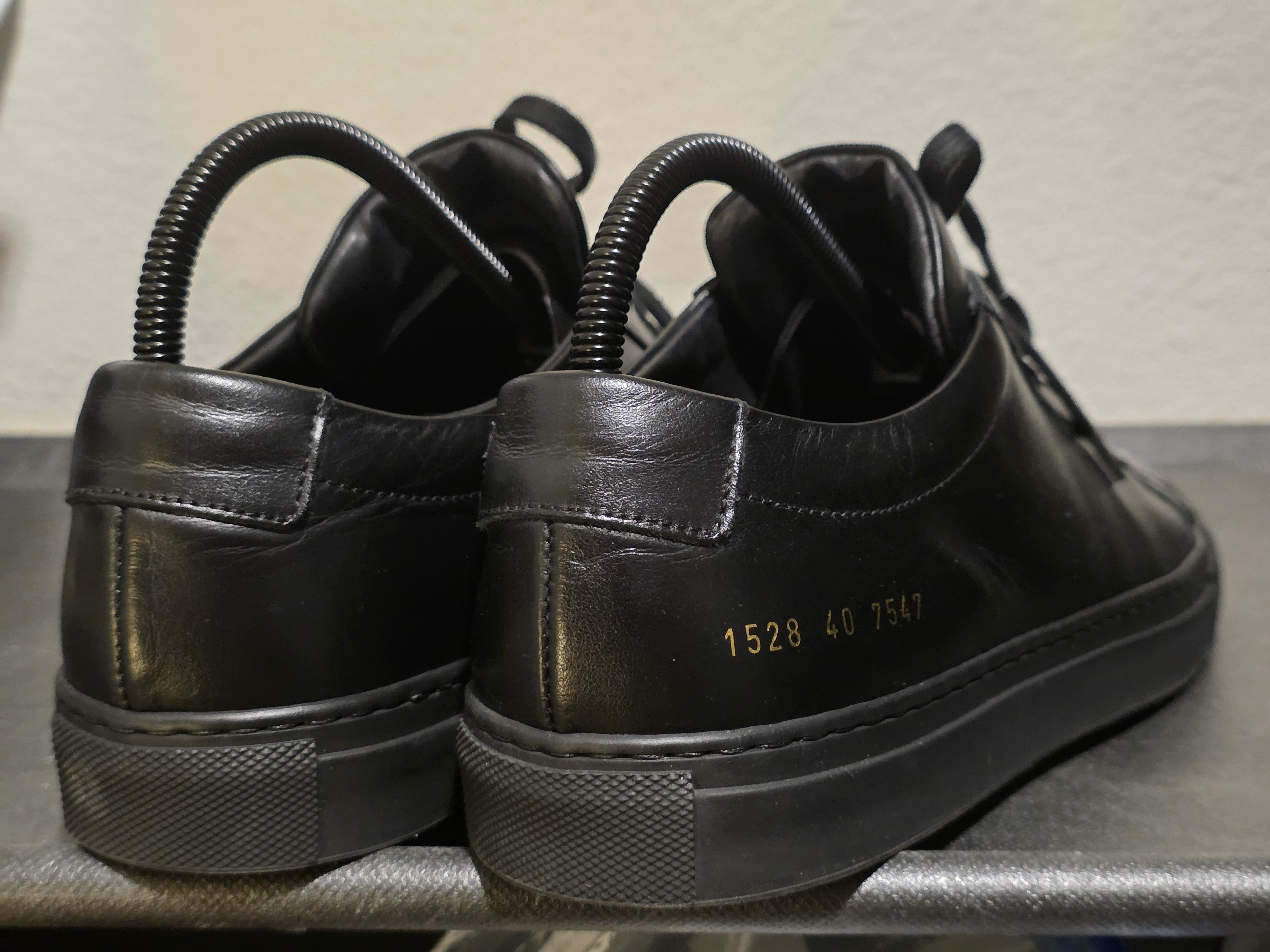Common Projects Achilles Low Size US 7 / EU 40 - 4 Thumbnail