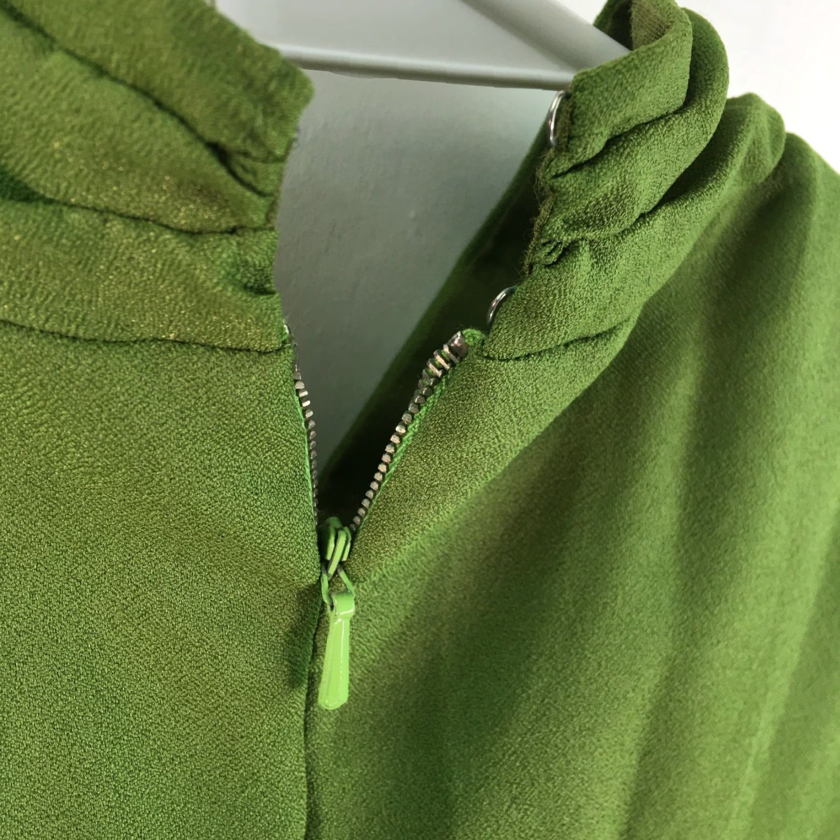 Olive VTG Unbranded Womens MaryLou Handmade Draped Neck Olive Green Gown Dress Size Large MaryLou VTG Size 4XL / US 24-26 - 7 Thumbnail