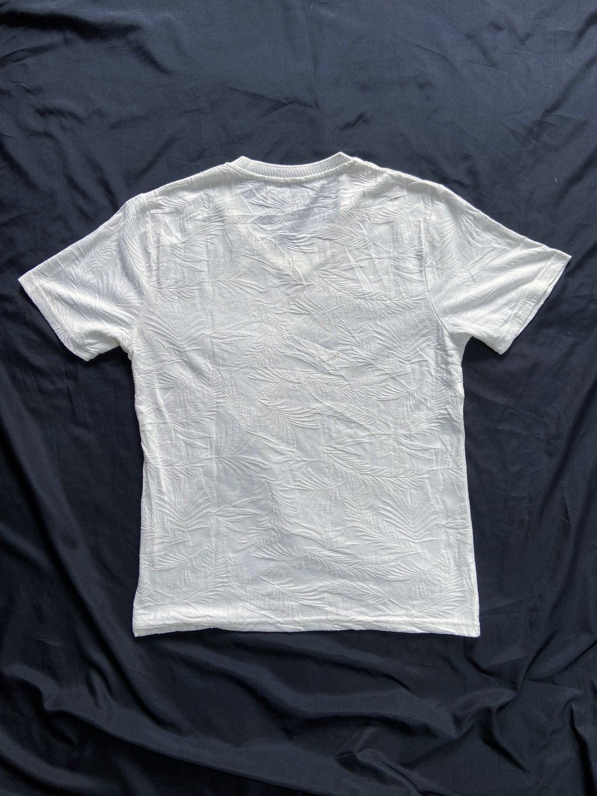 In The Attic GROWTH LEAF BY IN THE ATTIC CASUAL TEE Size US L / EU 52-54 / 3 - 7 Thumbnail