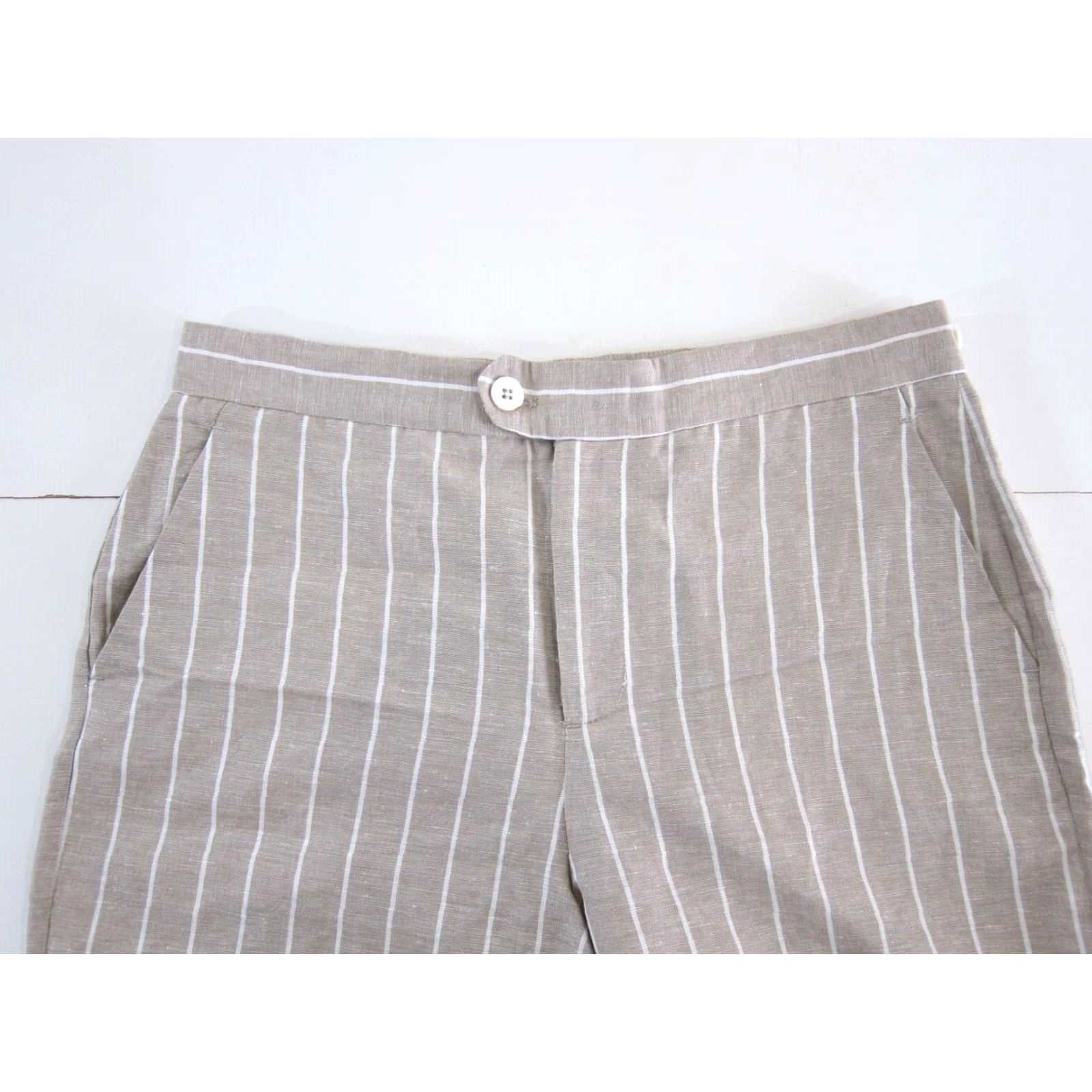 Vintage NWT Gibson Latimer Bermuda Linen Beige Stripe Flat Front Short 6 Women Bermuda Linen Beige Stripe NWT Gibson Latimer Women Short 6 Size 28" / US 6 / IT 42 - 7 Thumbnail