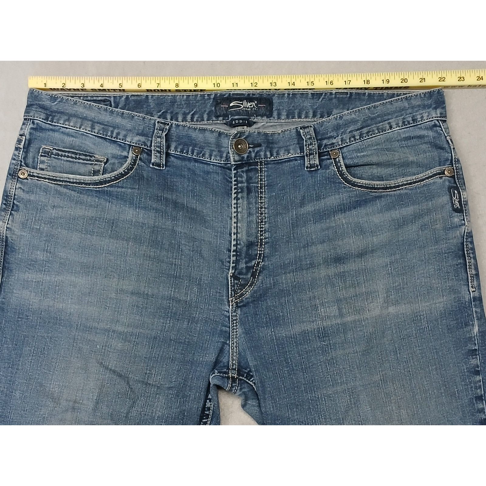 Other Silver Eddie (44x34) Men's Straight Leg Blue Denim Jeans Size US 44 / EU 60 - 3 Thumbnail