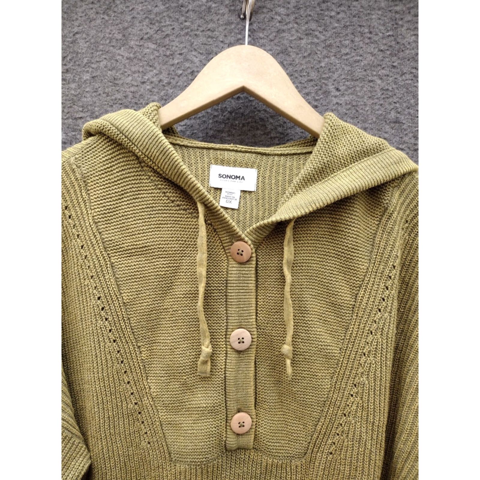 Vintage SONOMA Women's Knit Hoodie Sweater 0X Green Pullover Dolman Long Sleeve V-Neck Buttons Modern Knit Size XL / US 12-14 / IT 48-50 - 3 Thumbnail