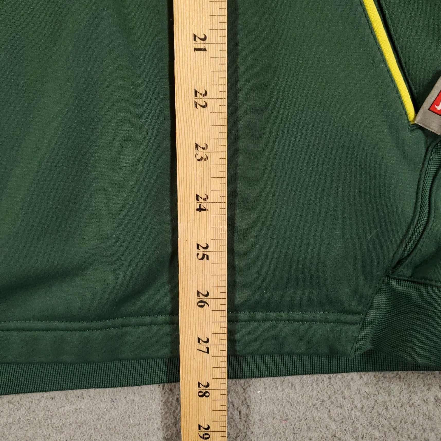 Nike VINTAGE Nike Oregan Ducks Hoodie Mens Medium Green Fleece Lined Zipper Pockets Pullover Size US M / EU 48-50 / 2 - 4 Thumbnail