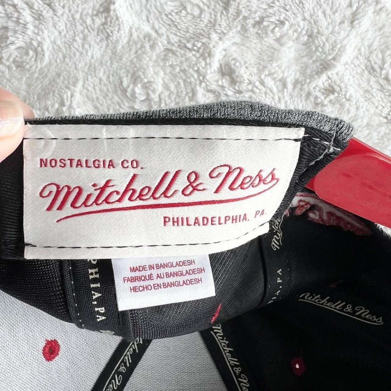 Mitchell & Ness DC United Hat Cap Mens OS Gray Snapback Mitchell & Ness New Size ONE SIZE - 8 Thumbnail