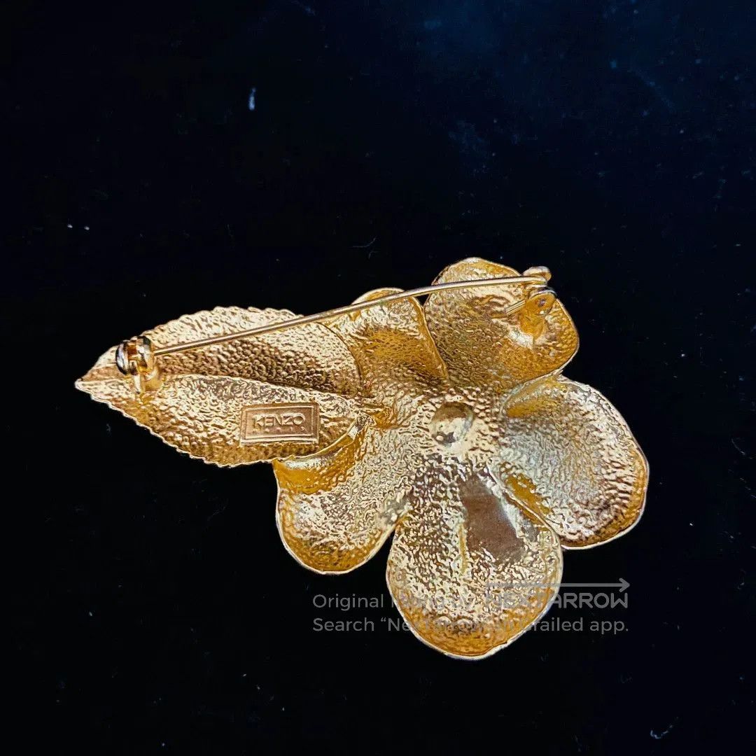 Kenzo KENZO Vintage Peach Blossom Brooch. Size ONE SIZE - 4 Thumbnail