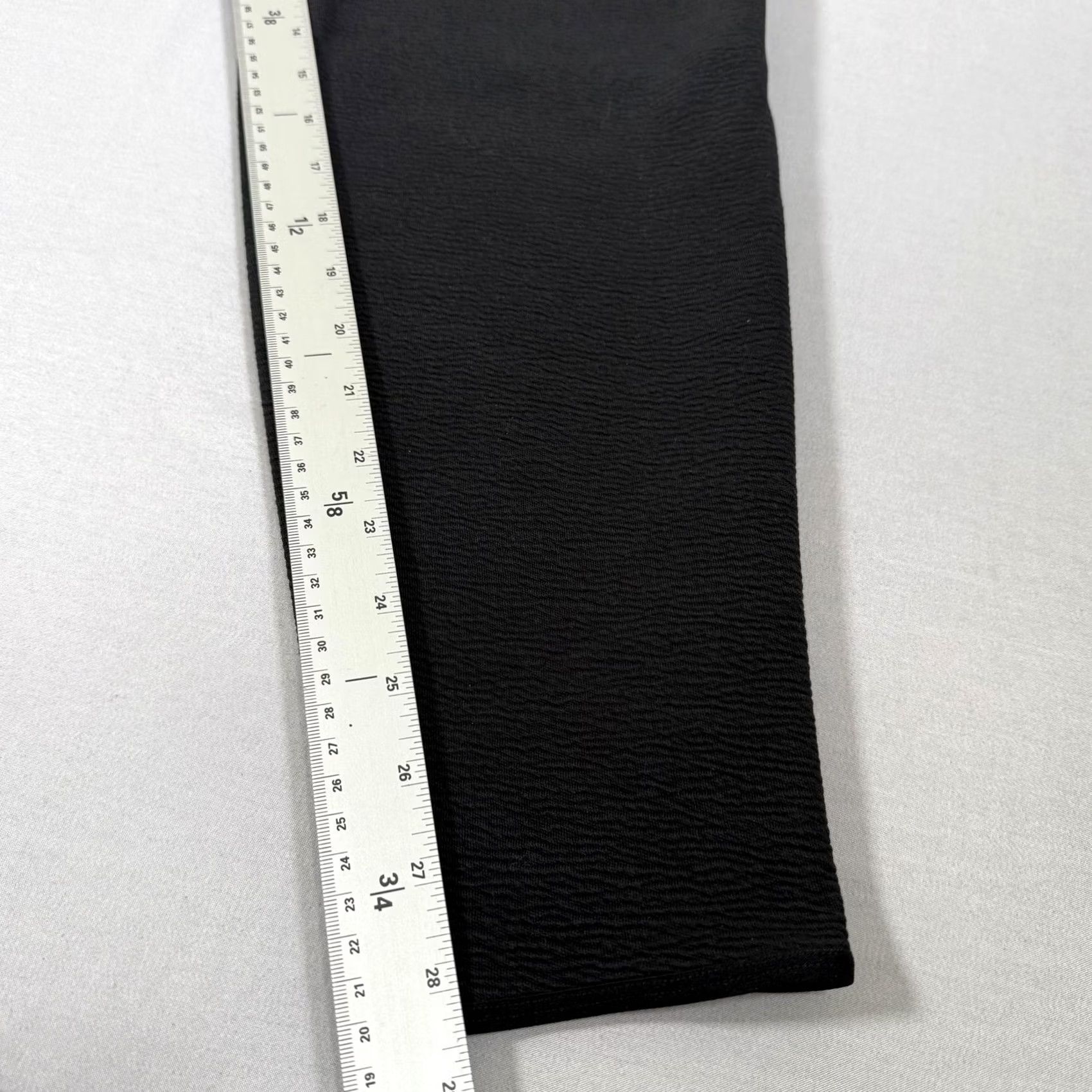 Lululemon Lululemon Pants Mens S Black Textured Knit Jogger Elastic Waist Size US 29 - 4 Thumbnail