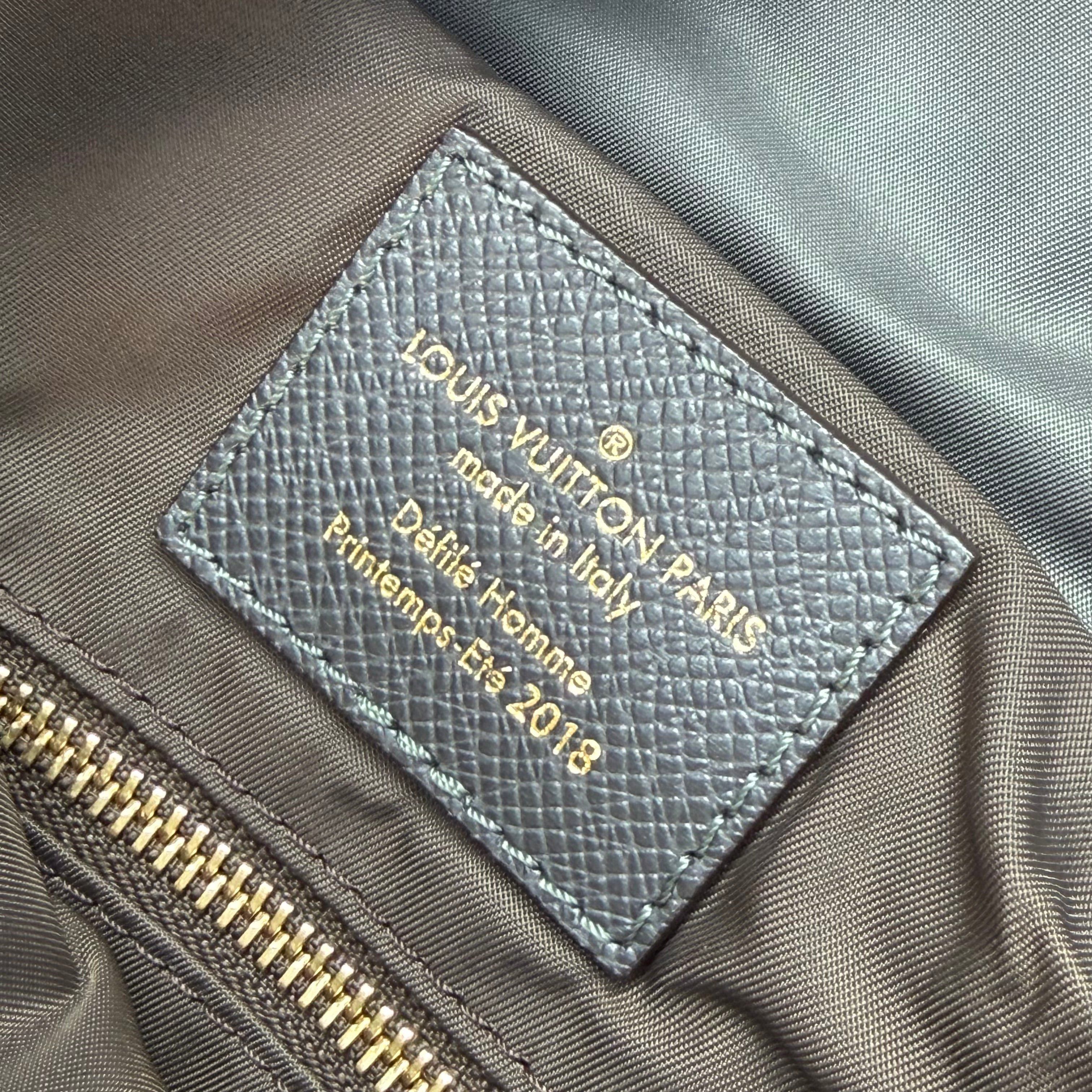 Louis Vuitton Louis Vuitton Pacific Outdoor Backpack Size ONE SIZE - 8 Thumbnail