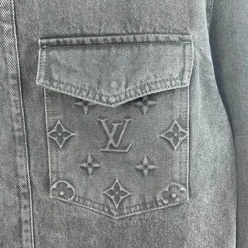 Louis Vuitton Louis Vuitton New Logging Black Embossed Full Logo Washed Size US L / EU 52-54 / 3 - 5 Thumbnail