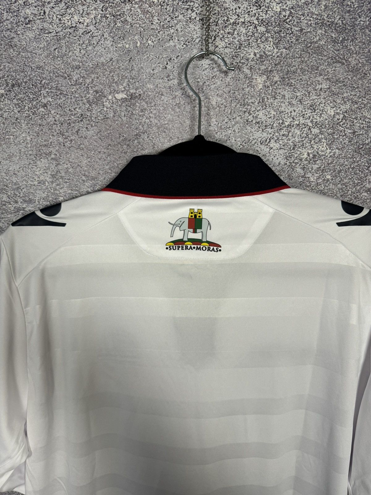 Macron × Vintage Vintage Bolton Wanderers 2016/17 Macron Soccer Jersey Size US XL / EU 56 / 4 - 16 Thumbnail