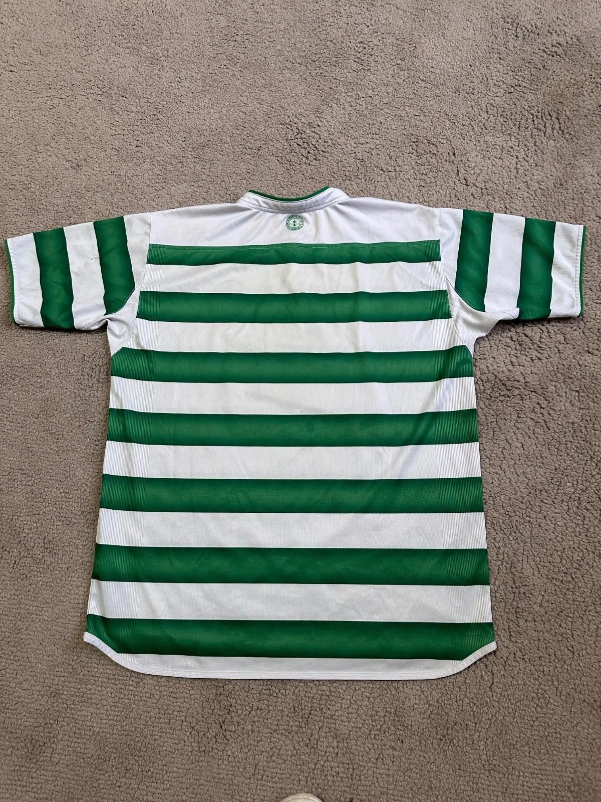Umbro VINTAGE UMBRO CELTIC FC 2003/2004 HOME FOOTBALL SHIRT JERSEY Size US XL / EU 56 / 4 - 7 Thumbnail
