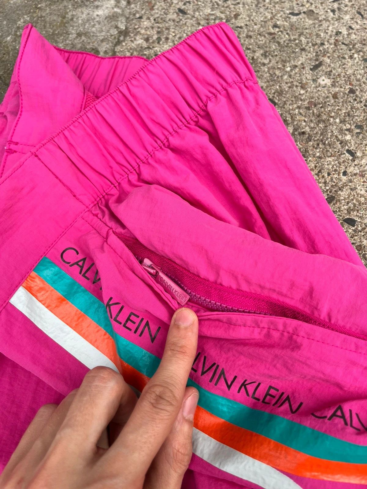 Calvin Klein Vintage Calvin Klein Swim Shorts Surf Summer S Size US 30 / EU 46 - 4 Thumbnail