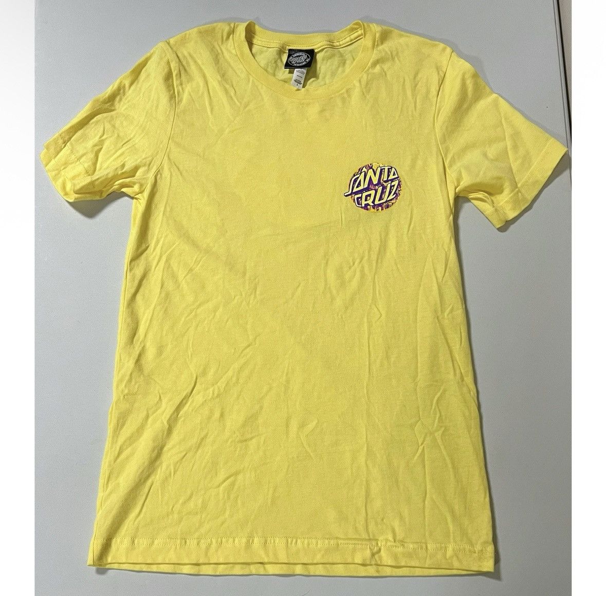Santa Cruz Skateboards Santa Cruz Yellow Purple Logo Graphic Shirt Top Tee Size S 💛 Size US S / EU 44-46 / 1 - 2 Thumbnail