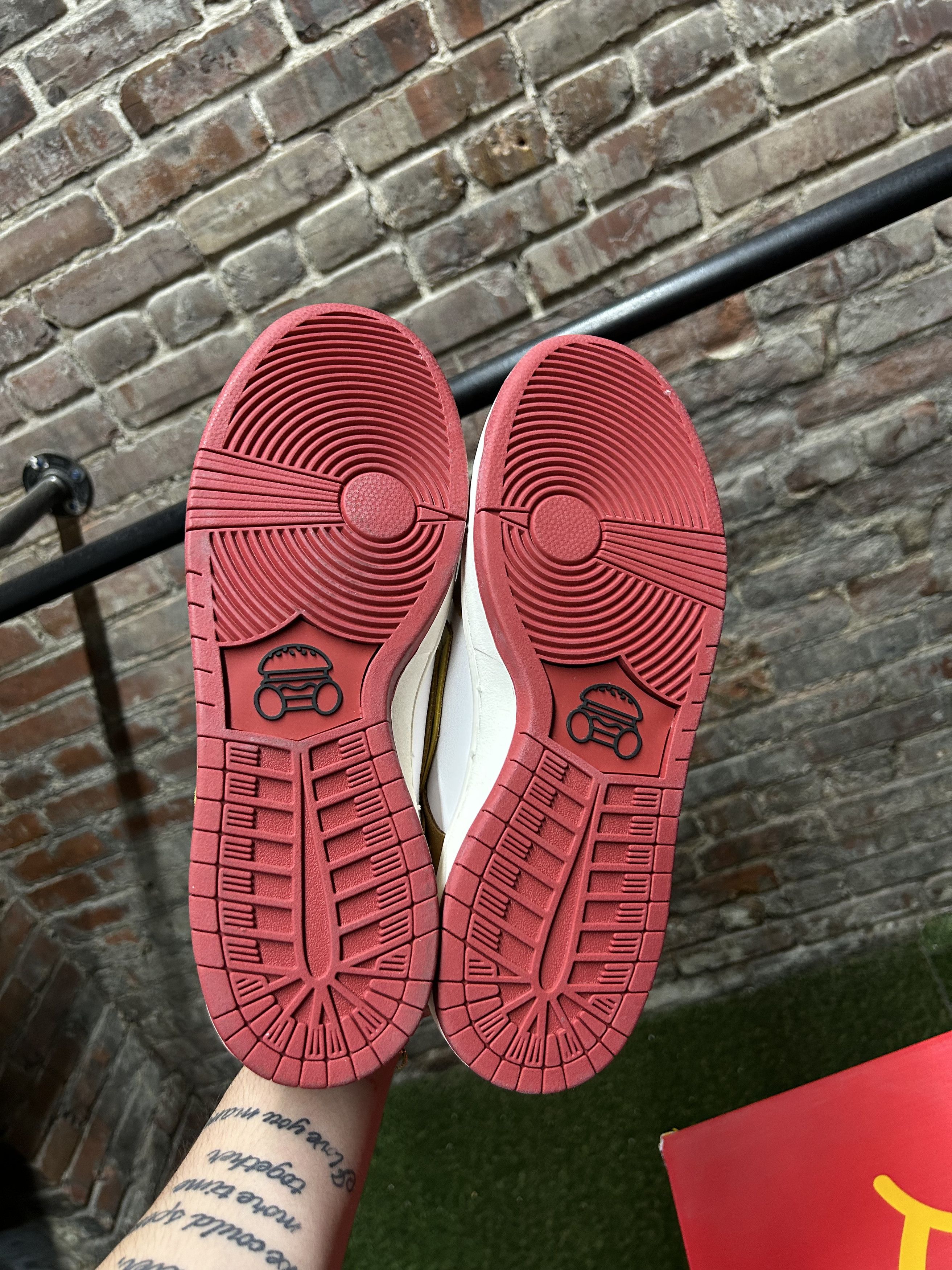 Vandy The Pink Vandy The Pink Burger Dunk Size US 11 / EU 44 - 5 Thumbnail