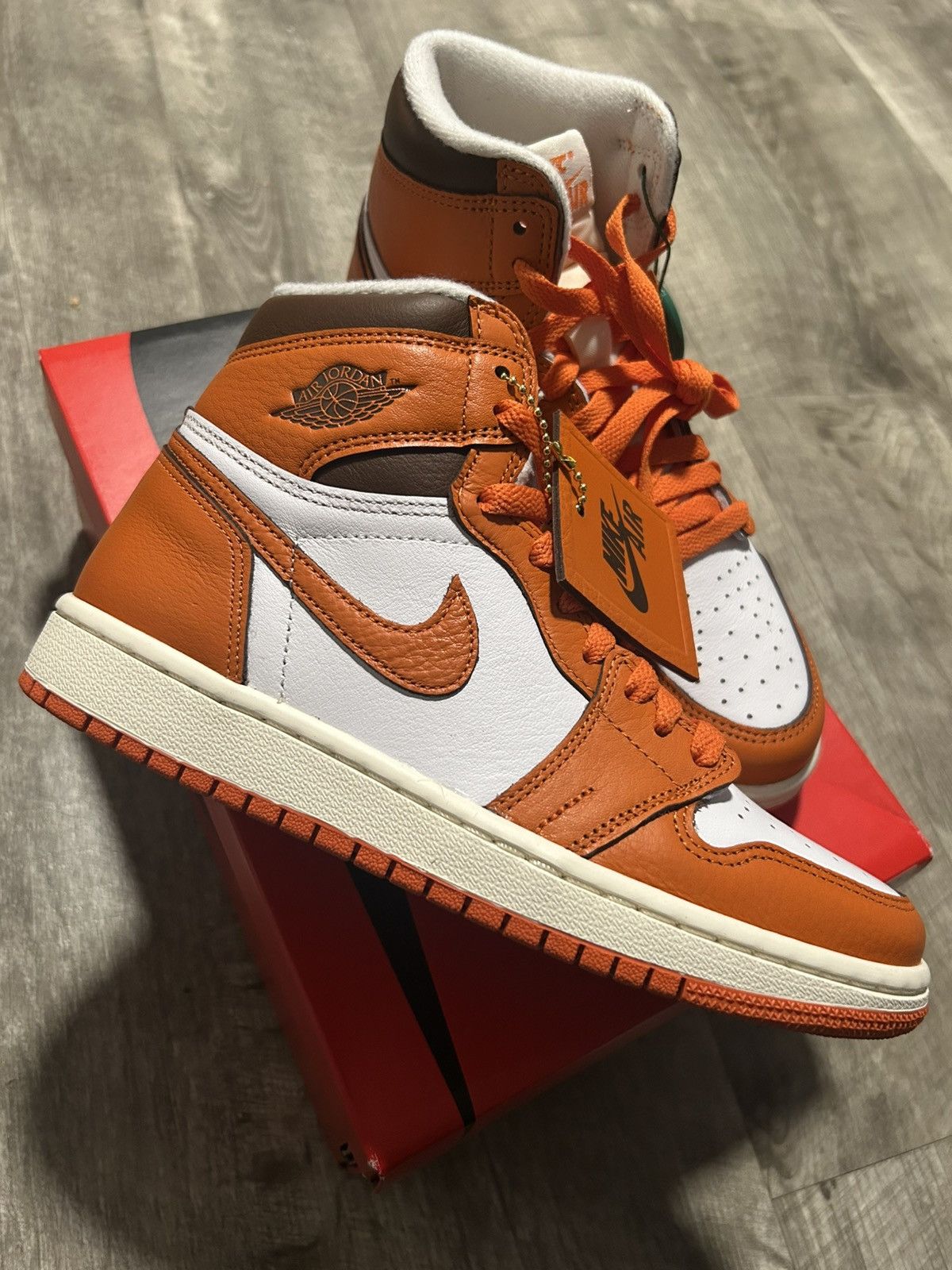 Jordan Brand × Nike Jordan 1 Starfish Size US 6.5 / IT 36.5 - 1 Thumbnail