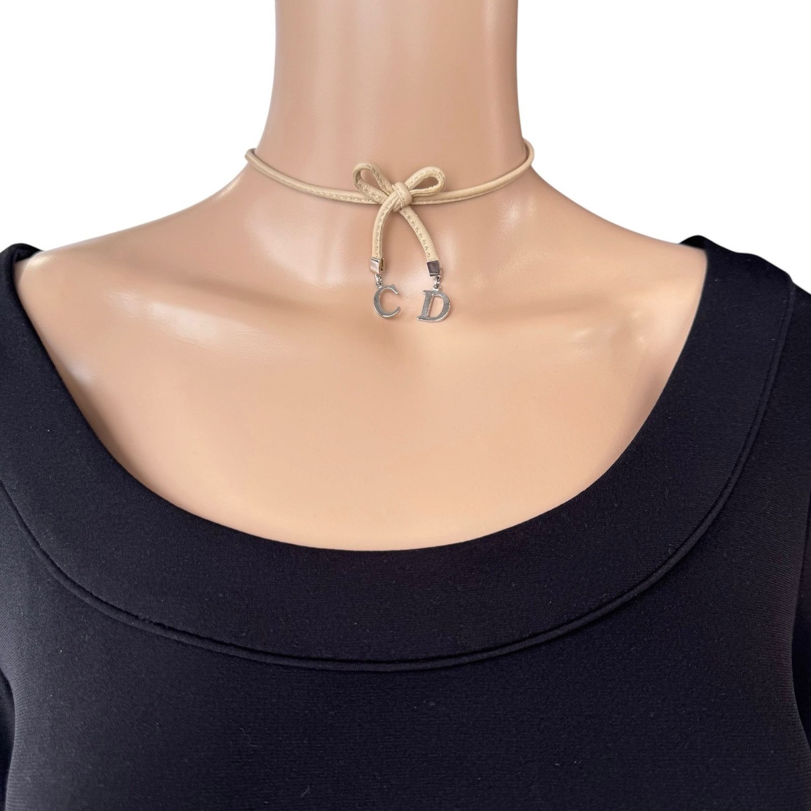 Dior Dior Vintage CD Bow Choker Necklace Size ONE SIZE - 1 Thumbnail