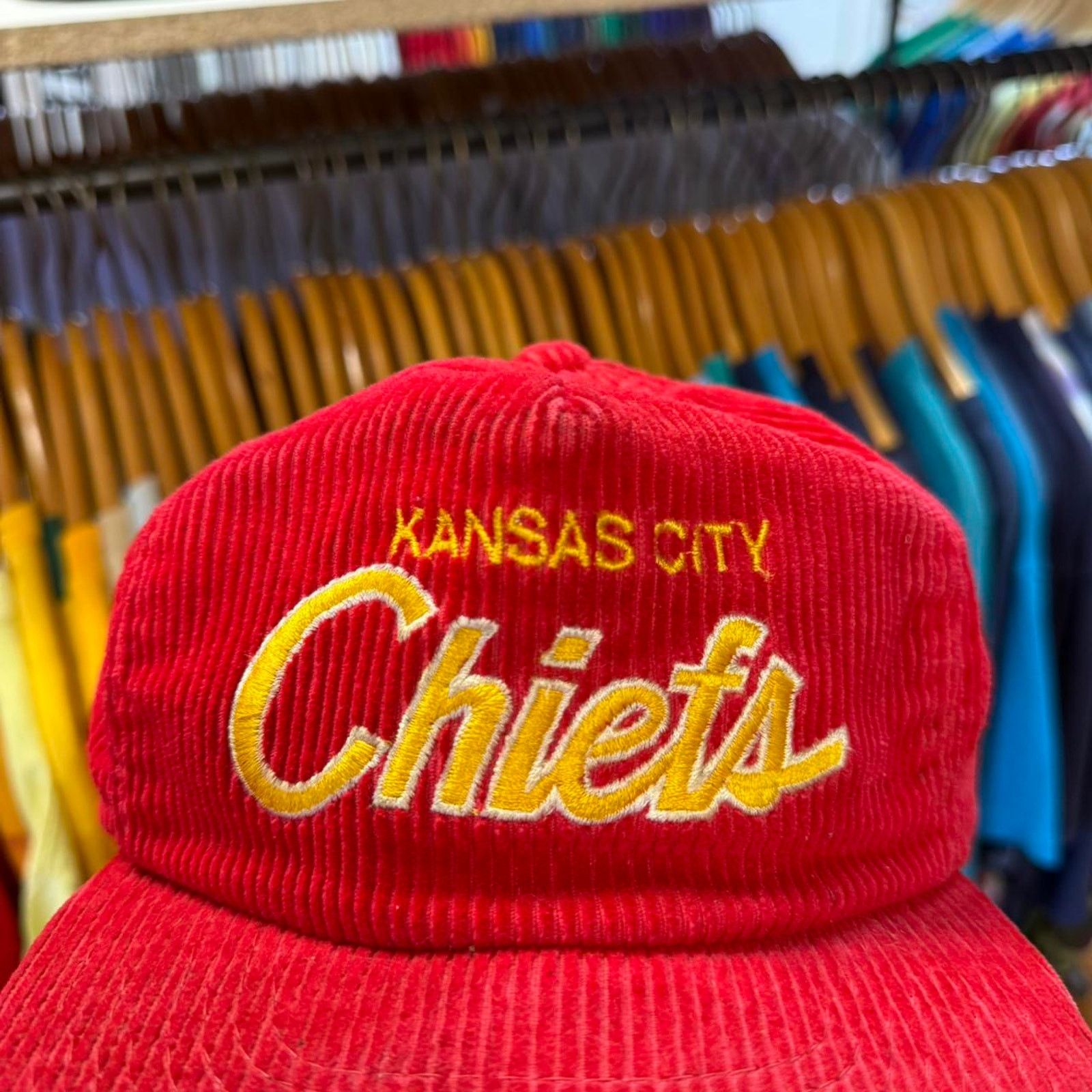 NFL × Vintage Vintage 90s Kansas City Chiefs NFL SS Script Cap Size ONE SIZE - 2 Thumbnail
