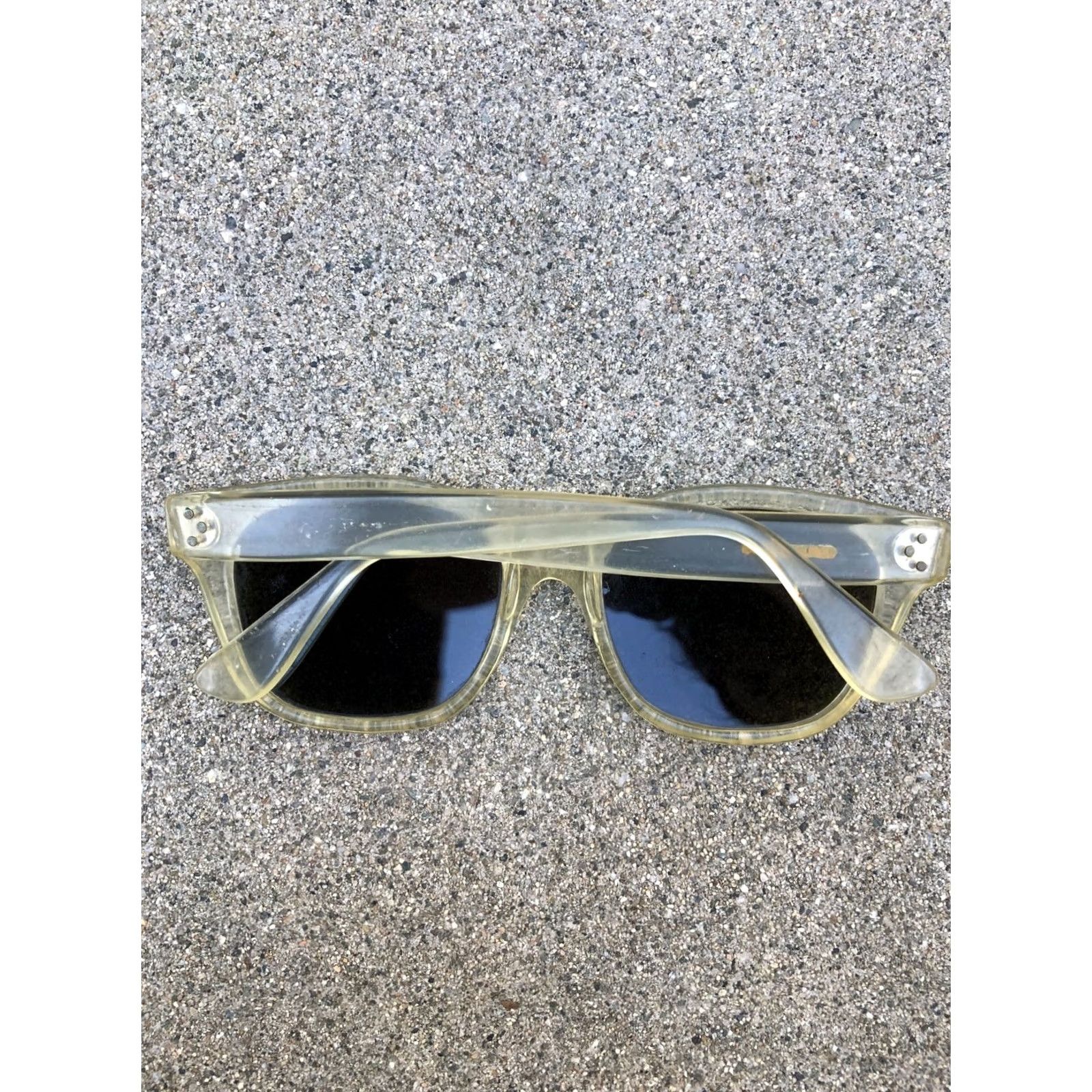 Vintage VTG ITALY DEBS Designer Sunglasses Clear Frames Dark Lenses Unisex Adult Size ONE SIZE - 3 Thumbnail