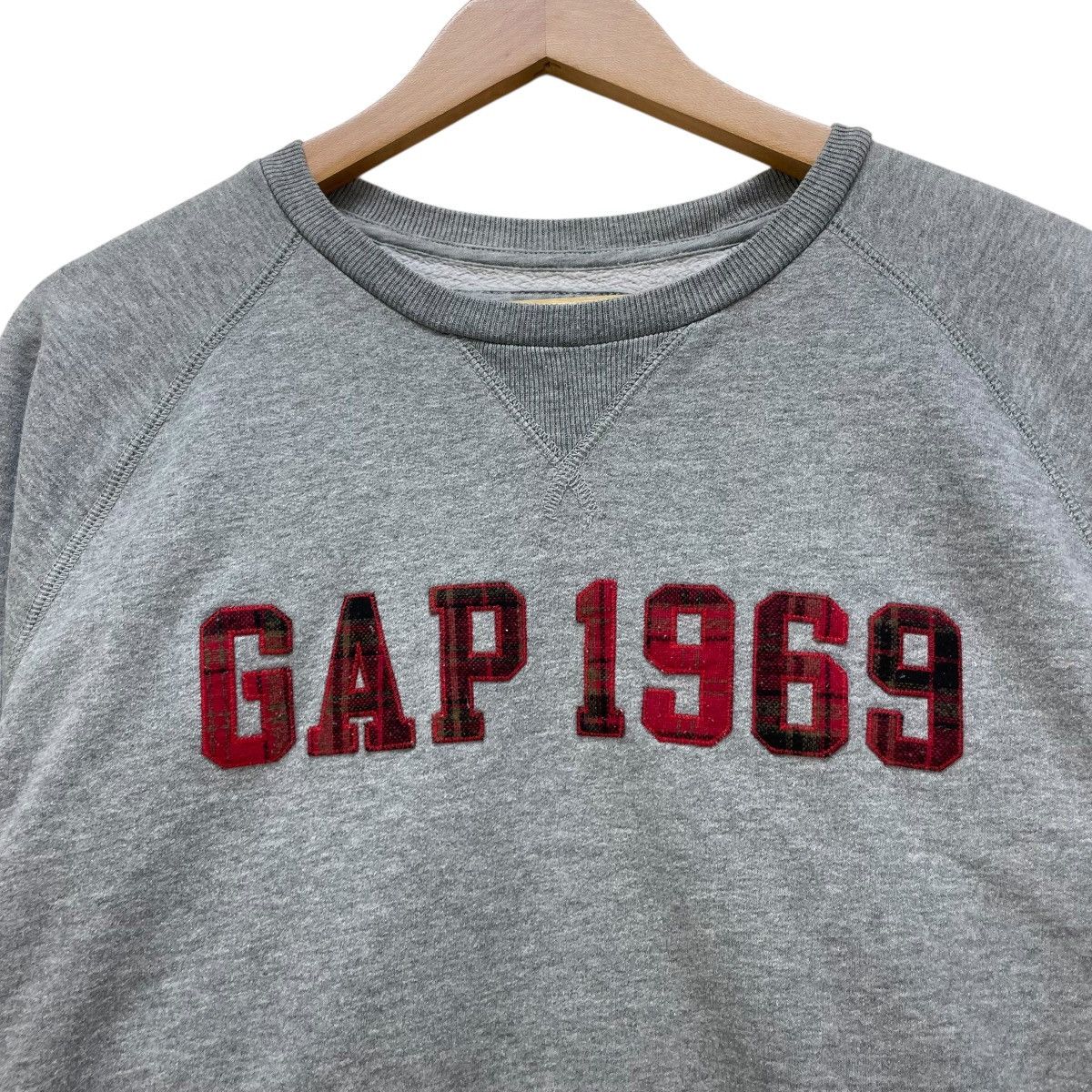 Gap 💥Vintage Gap Spell Out Sweatshirt Size US M / EU 48-50 / 2 - 3 Thumbnail