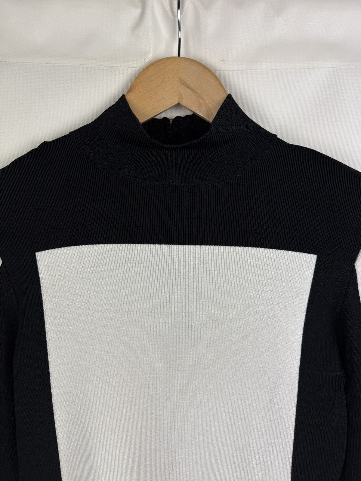 Balmain Balmain H&M Ladies Sweater Pullover Size US 8 / EU 38 Size M / US 6-8 / IT 42-44 - 8 Thumbnail