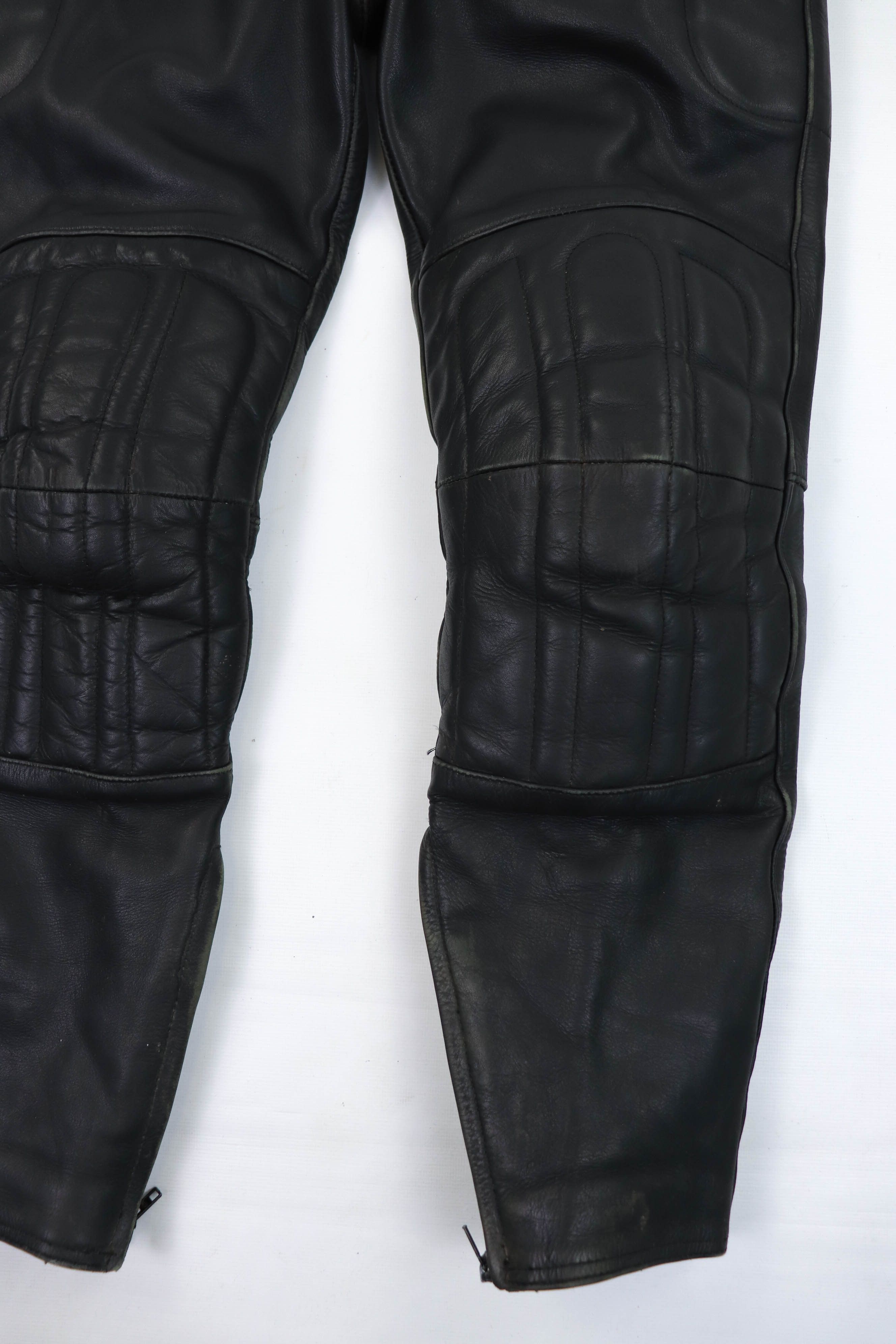 Genuine Leather 00s Vintage ASHMAN Black Genuine Cowhide Leather Biker Pants Size US 32 / EU 48 - 7 Thumbnail