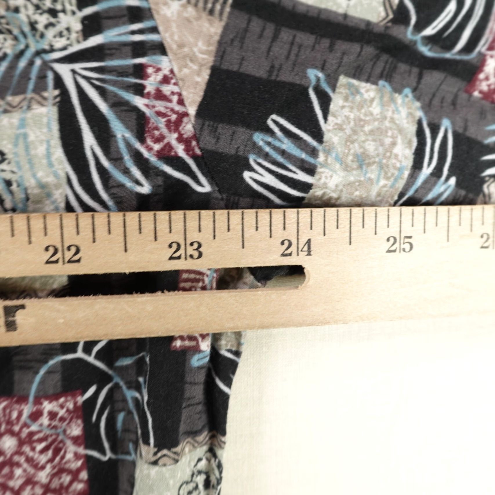 Hilo Hattie VINTAGE Hilo Hattie Shirt Mens Large Black Hawaiian Floral Aloha Button-Up Beach Tropical 90s Mens L Black Size US L / EU 52-54 / 3 - 7 Thumbnail