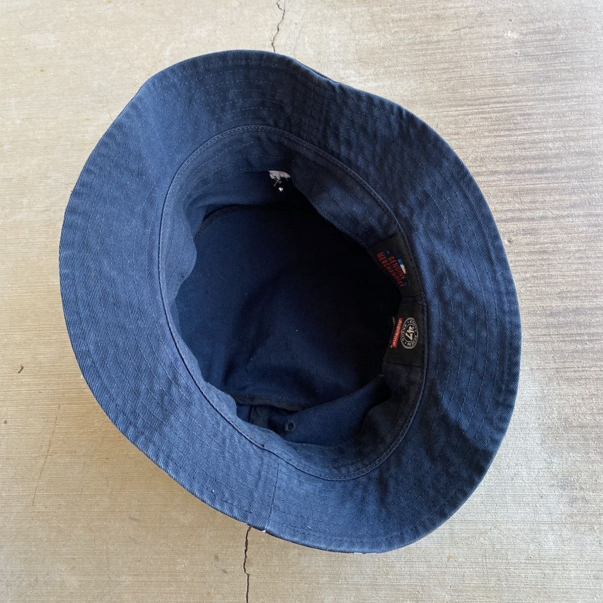 47 Brand × New York Yankees × Supreme Supreme New York Yankees Bucket Hat Navy Blue 2015 M/L Size ONE SIZE - 4 Thumbnail