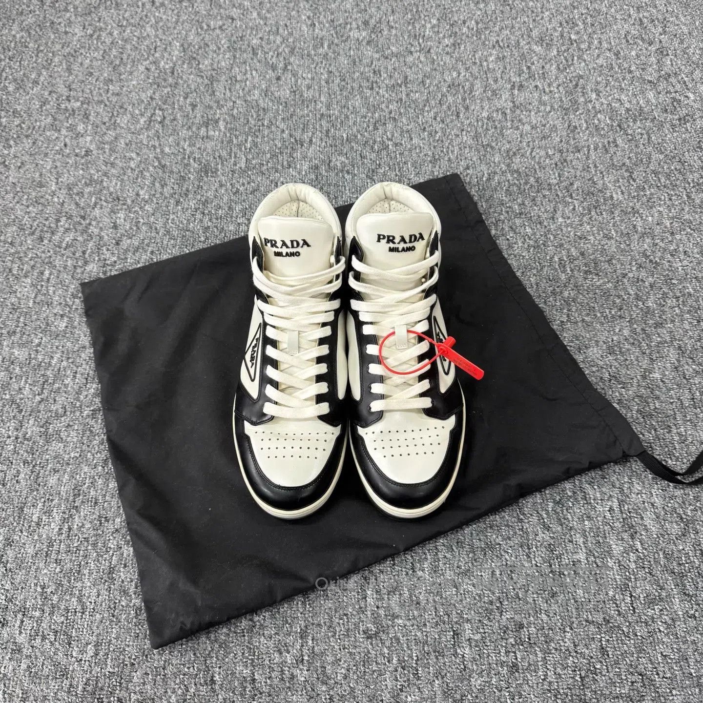 Prada Prada Delta-shaped letter logo; District high-top sneakers Size US 10 / EU 43 - 3 Thumbnail