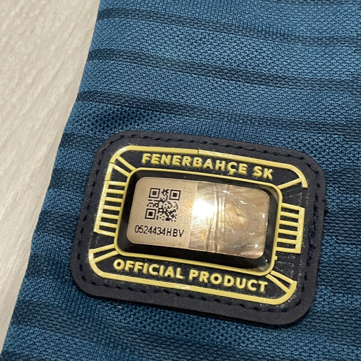 Adidas Adidas Fenerbahce 2018 soccer jersey kulubu halley shirt Size US S / EU 44-46 / 1 - 3 Thumbnail