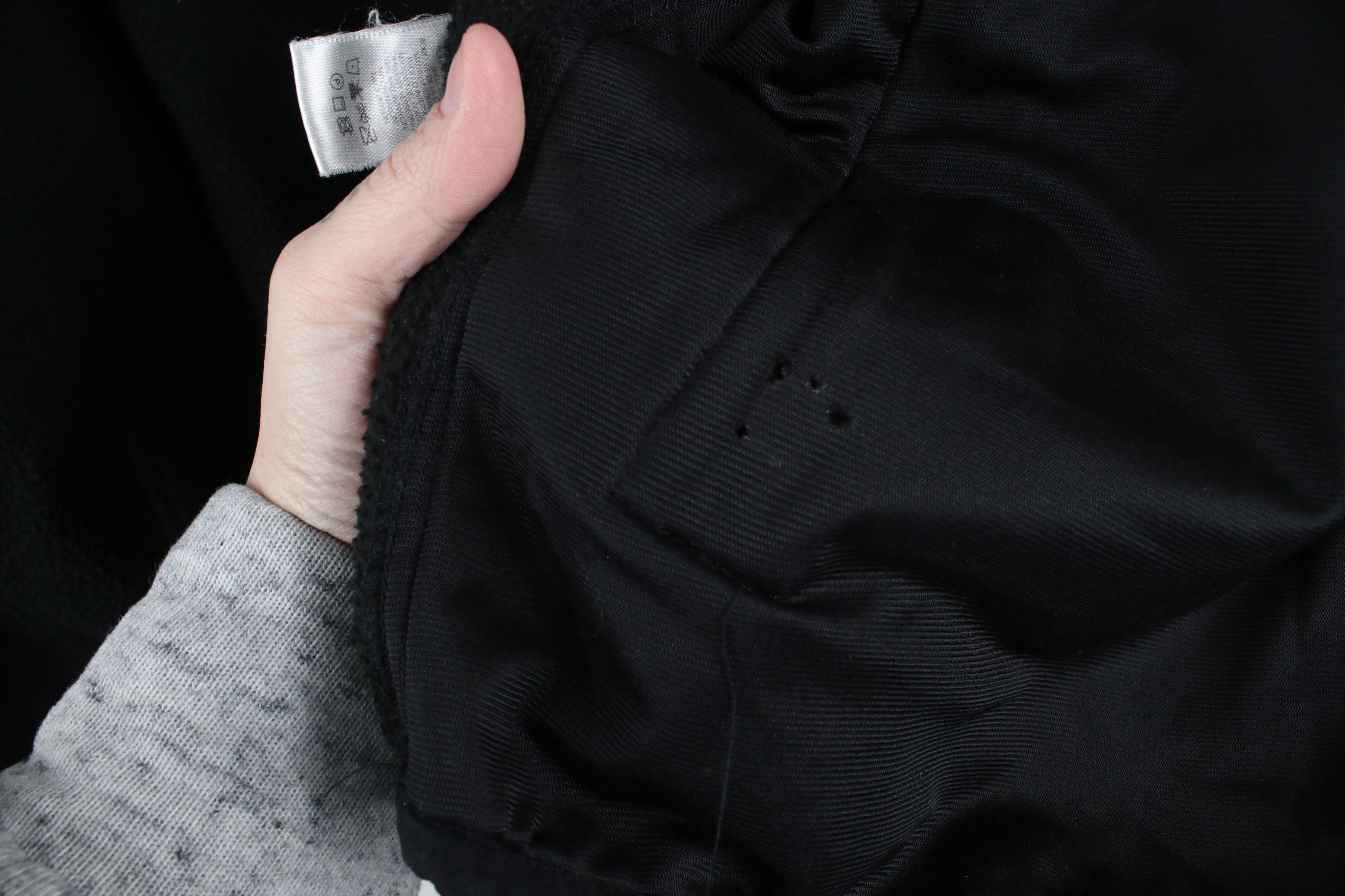 Spyder × Vintage Vintage Spyder Spell Out Full Zip Fleece Jacket Black Size US M / EU 48-50 / 2 - 11 Thumbnail