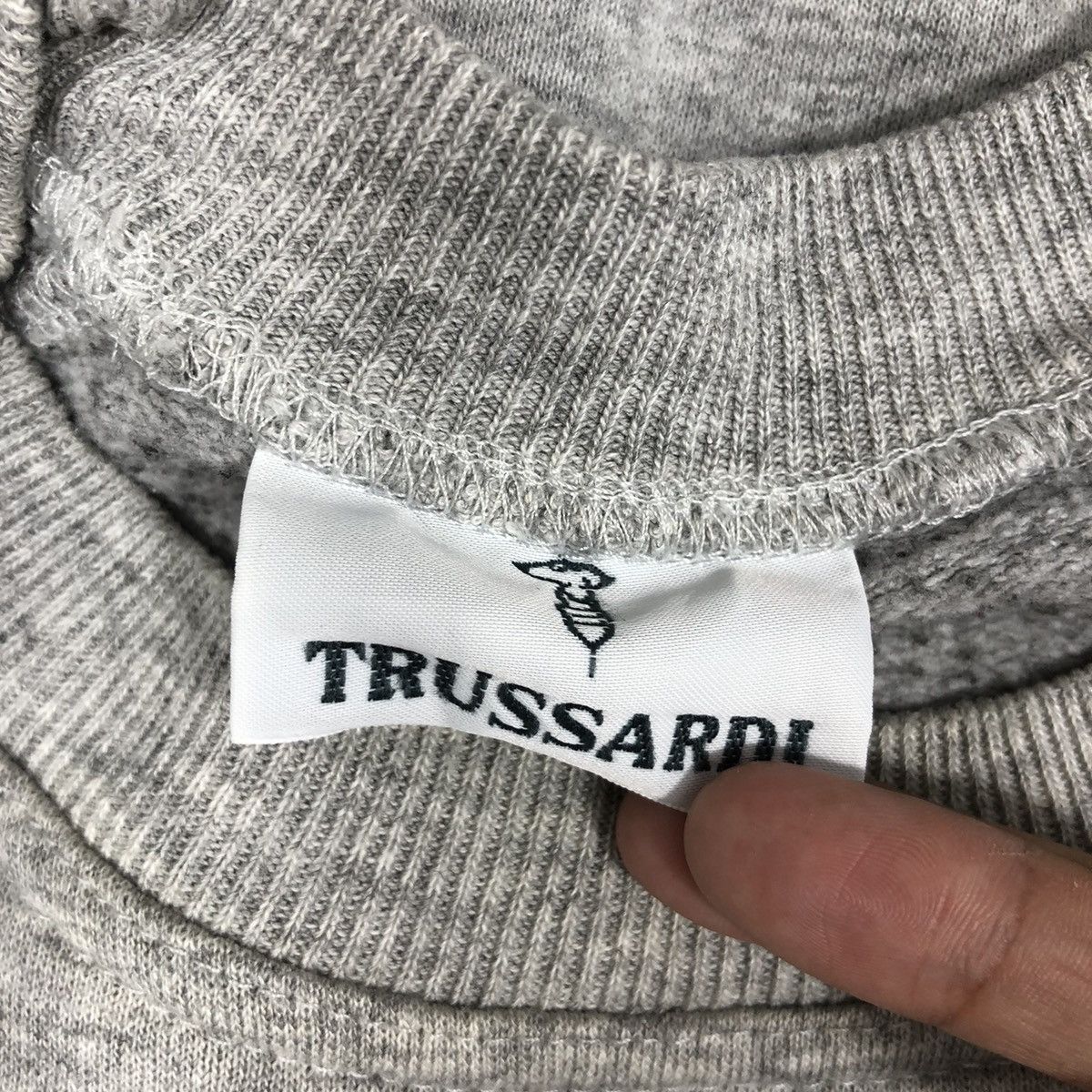 Trussardi × Vintage Vintage 90s TRUSSARDI Sweatshirt Big Logo Crewneck Size US XL / EU 56 / 4 - 4 Thumbnail