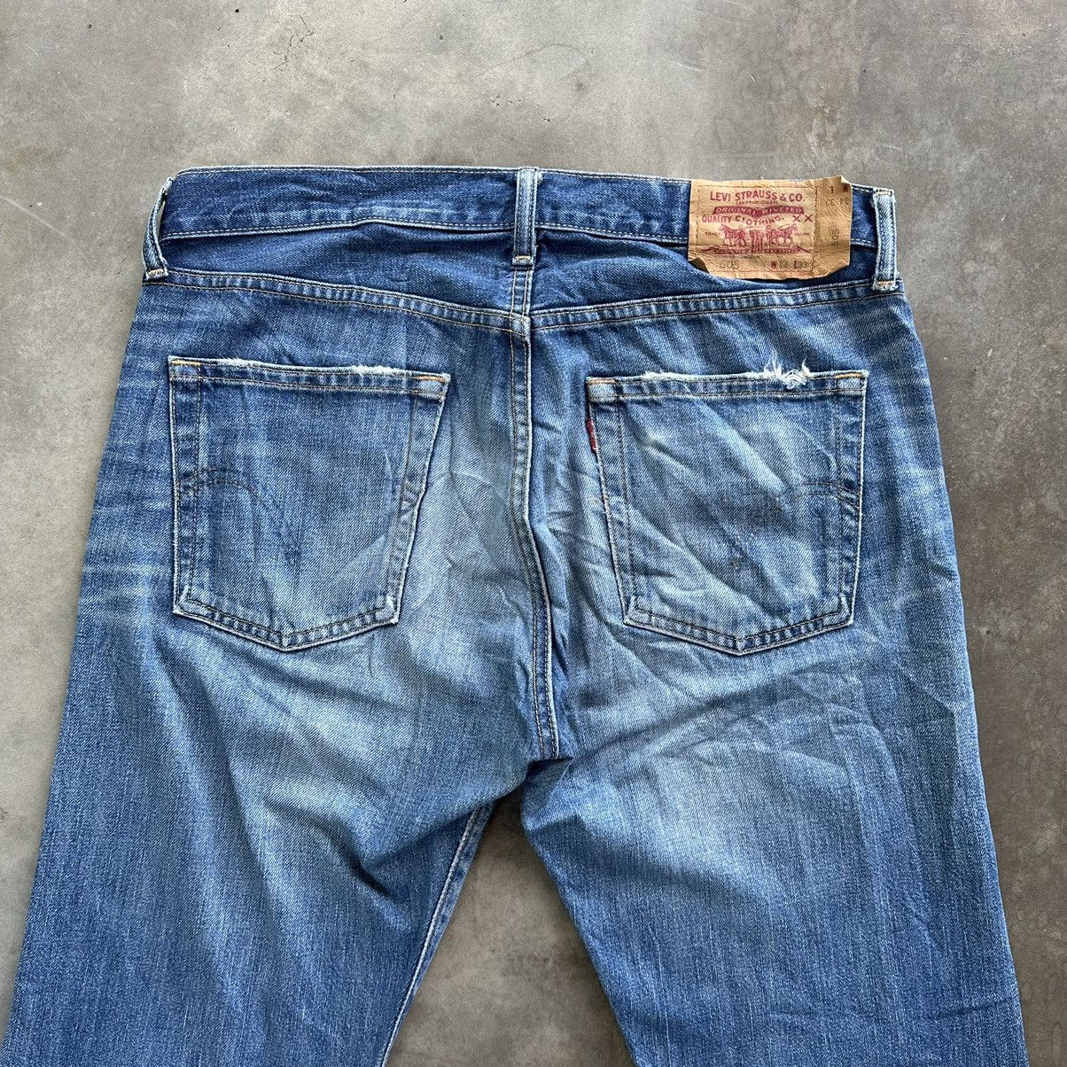 Jean × Levi's × Vintage Vintage Levi’s 505 Distressed Faded Denim Jean Pant W35 Size US 35 - 12 Thumbnail