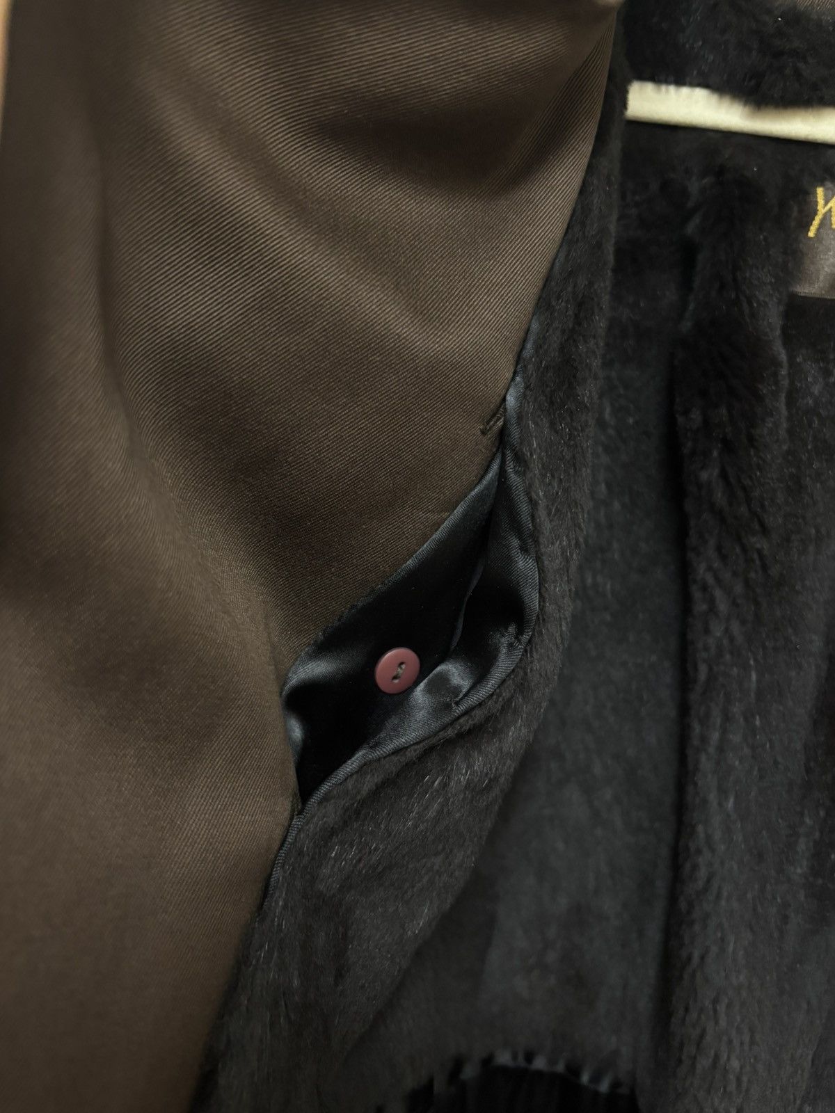 Yves Saint Laurent Yves Saint Laurent Fourrures Lined Trench Coat Size US L / EU 52-54 / 3 - 8 Thumbnail