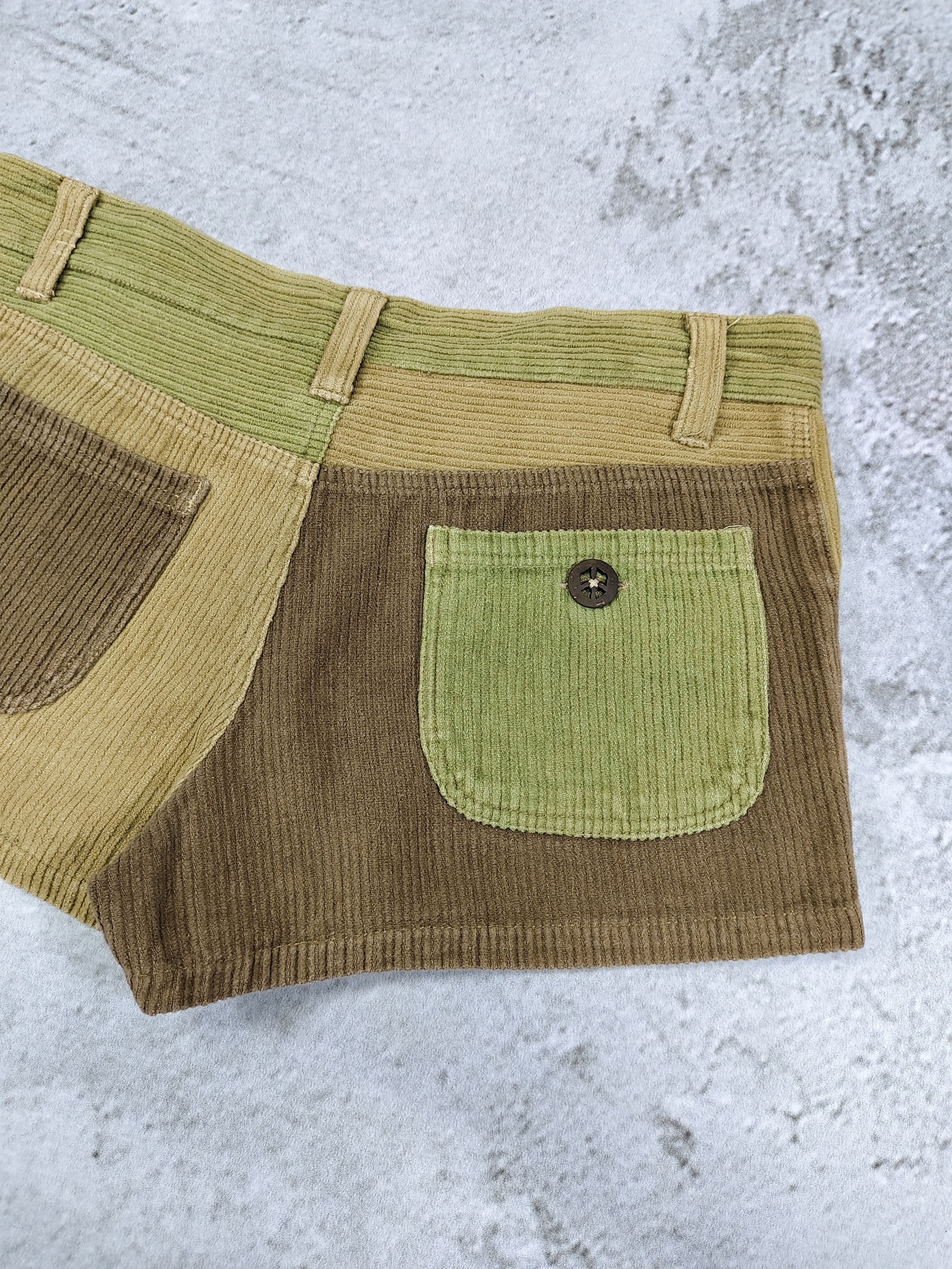 Japanese Brand Amina🇯🇵 Y2K Mori Girl Corduroy Patchwork Mini Shorts Size 30" / US 8 / IT 44 - 5 Thumbnail