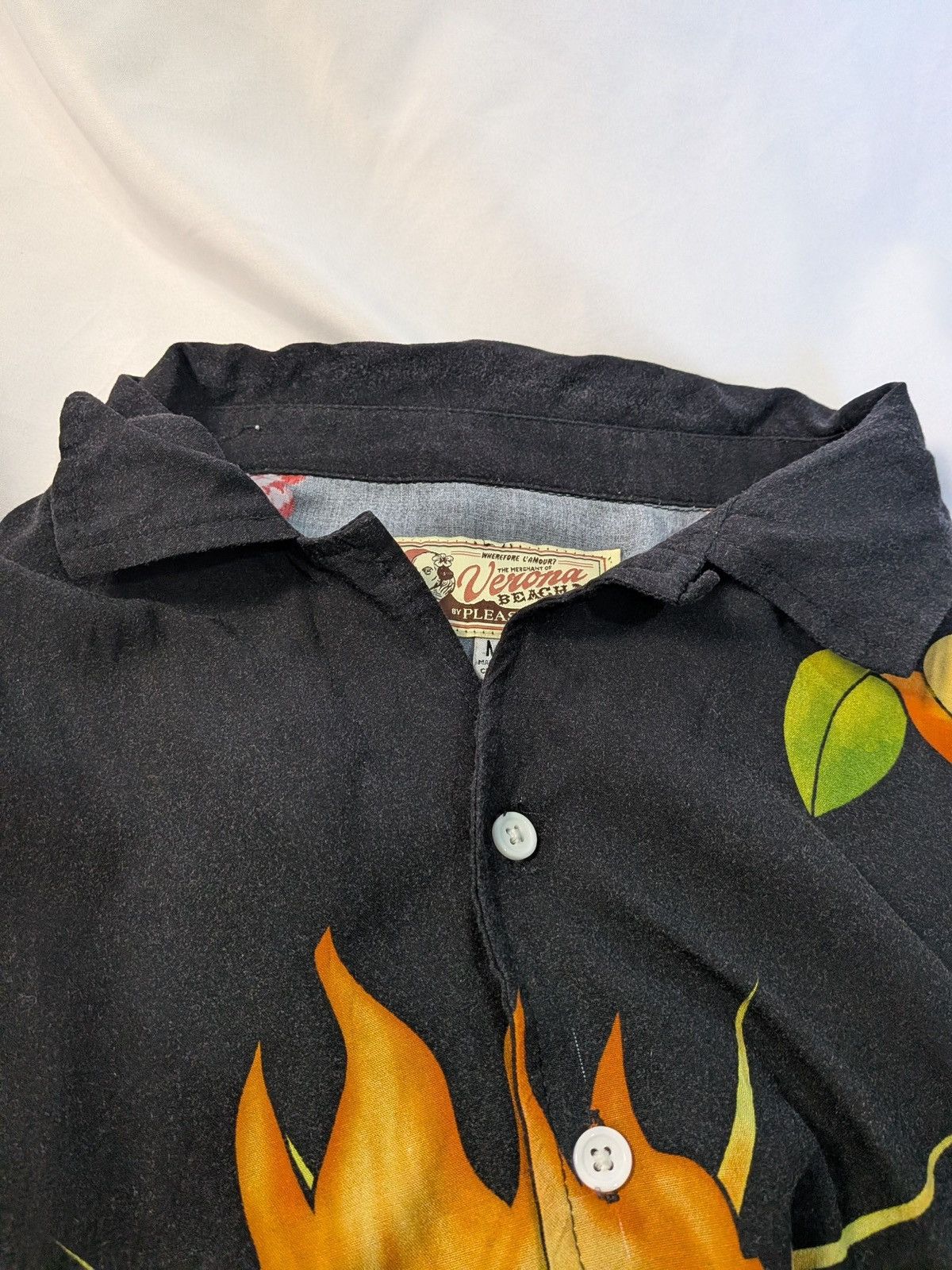 Pleasures RARE Pleasures "Romeo" Gangster Rayon Shirt Black Men’s M Size US M / EU 48-50 / 2 - 18 Thumbnail