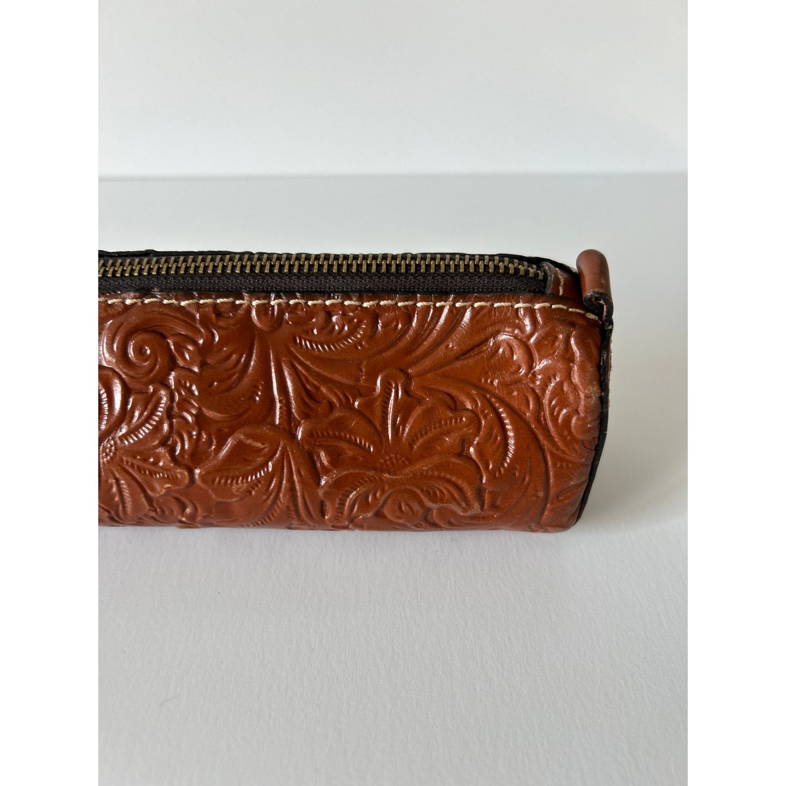 Patricia Nash Patricia Nash Embossed Leather Brown Pencil Case Size ONE SIZE - 2 Thumbnail