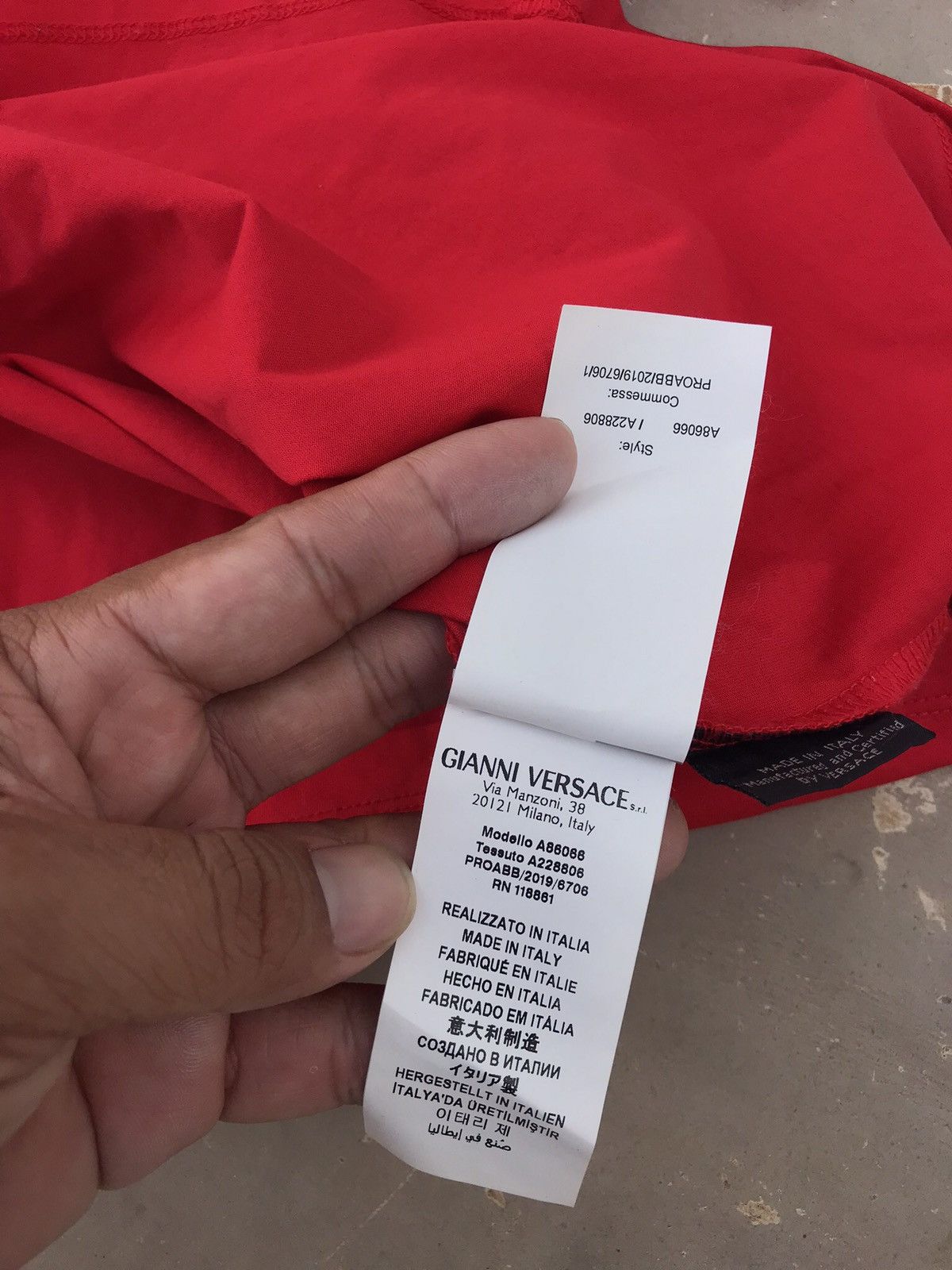 Versace Versace red tshirt Size XL / US 12-14 / IT 48-50 - 9 Thumbnail