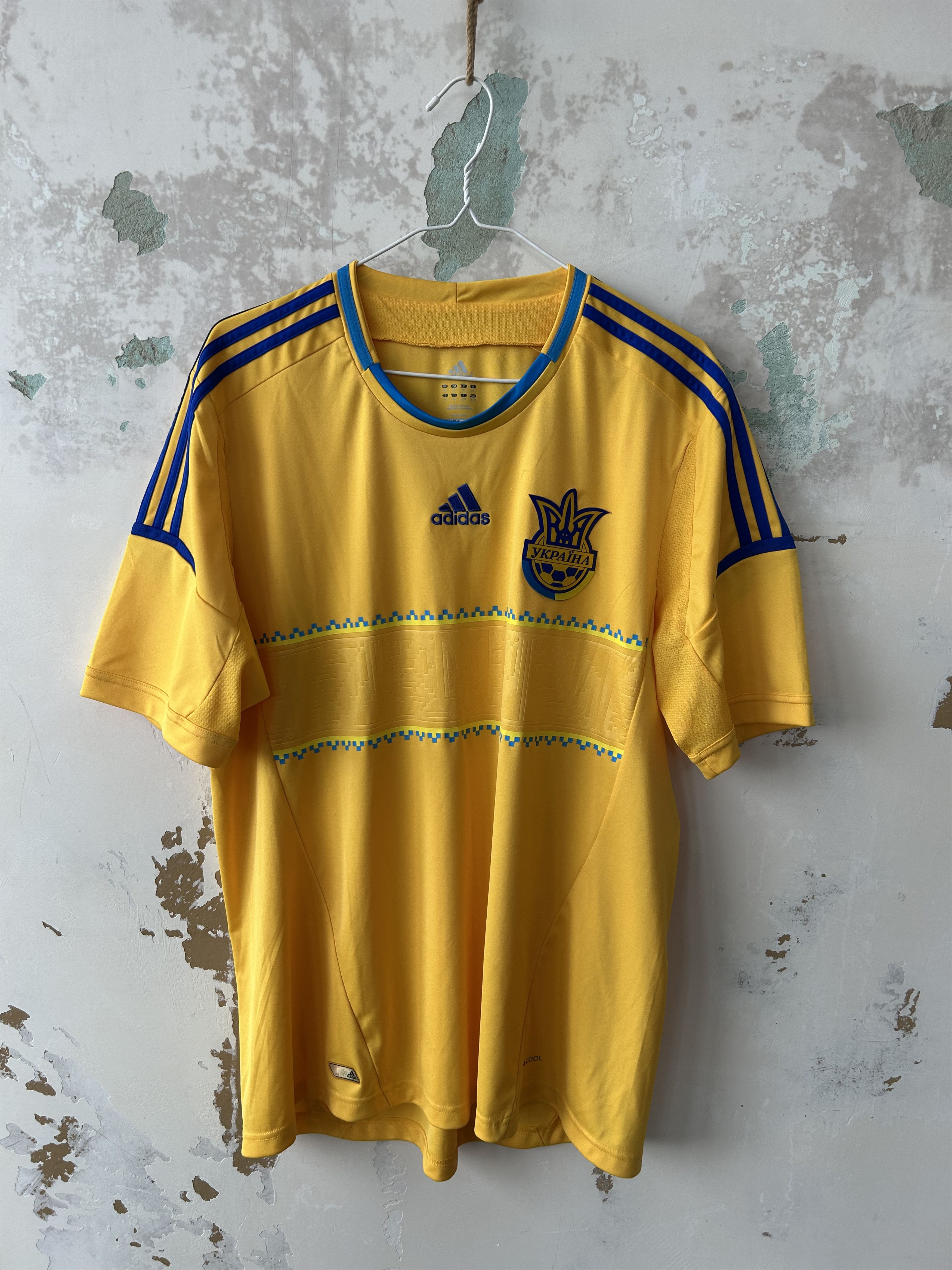 Adidas Ukraine National Football Soccer Team Jersey adidas size XL Size US XL / EU 56 / 4 - 1 Thumbnail