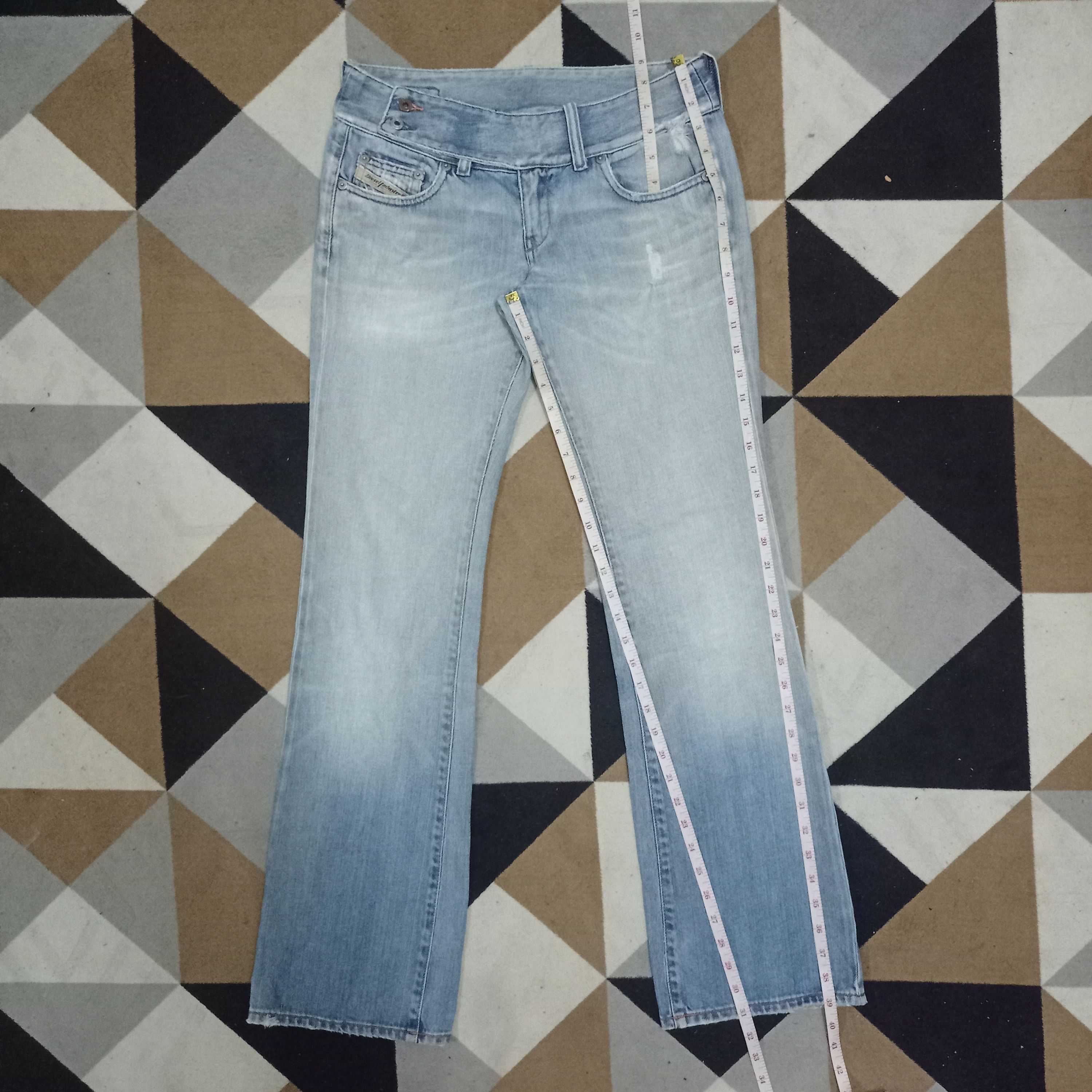 Diesel Vintage Diesel Blue Wash Distressed Flare Jeans Size 30" / US 8 / IT 44 - 9 Thumbnail