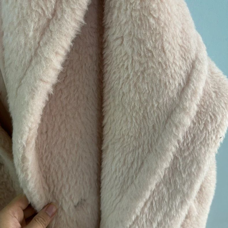 Max Mara Max Mara Pink Teddy. Size S / US 4 / IT 40 - 8 Thumbnail