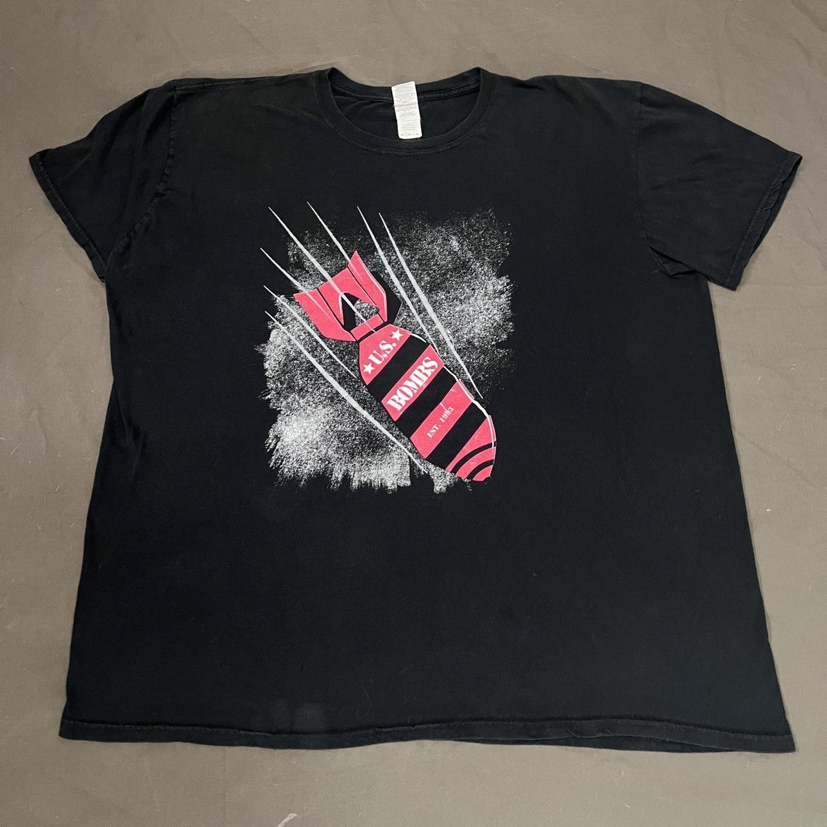 Band Tees Vintage Y2K U.S. Bombs punk rock Promo Tee 2XL Size US XXL / EU 58 / 5 - 2 Thumbnail